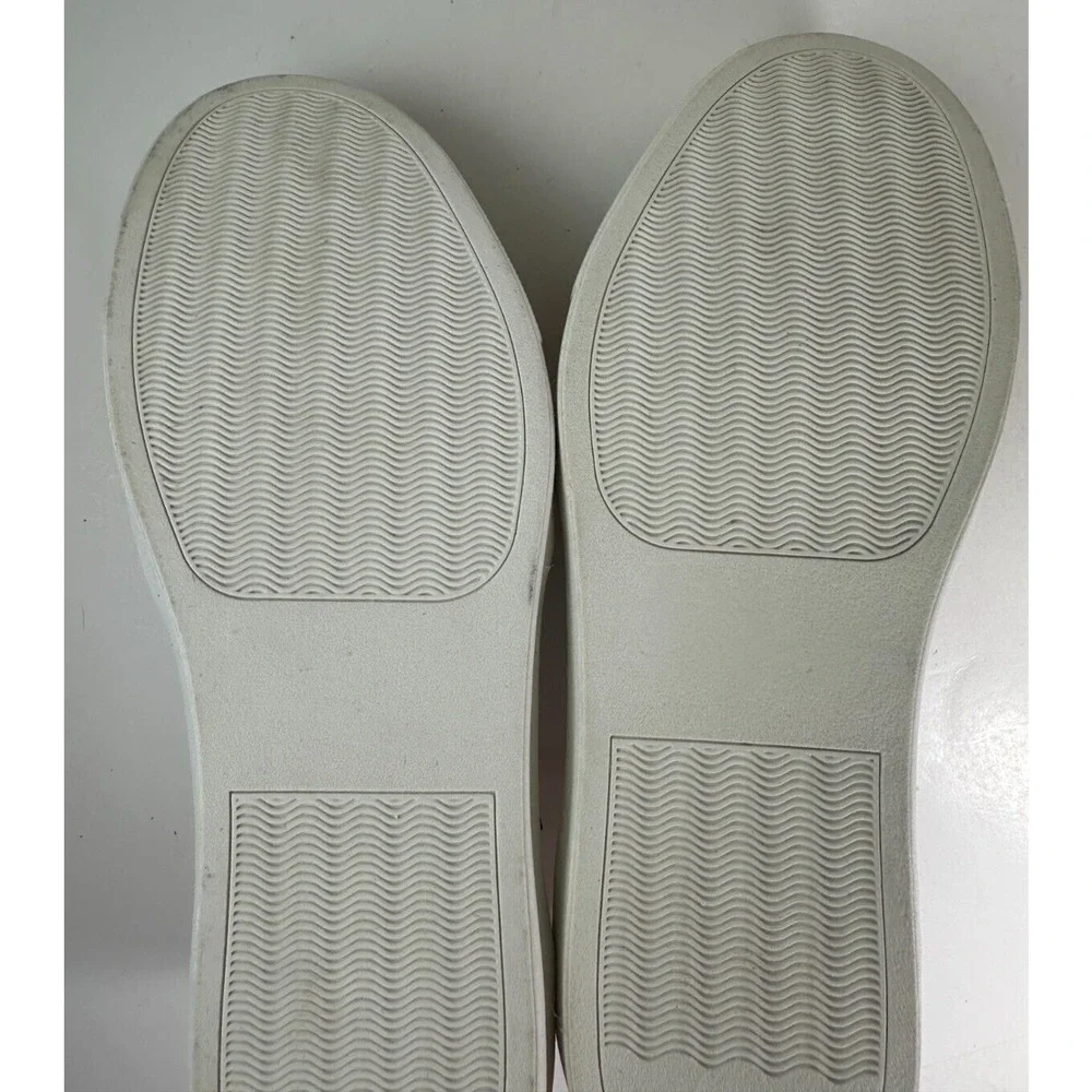 Torrid Embellished Slip On Sneakers Celebrate Love Rainbow Shoes Women's Size 9W - Picture 14 of 15